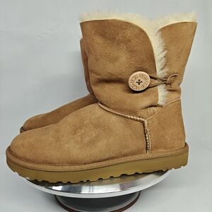 Women's Tan Shearling Boots